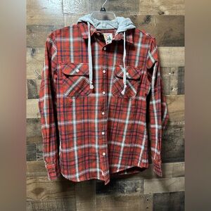 Free Planet Men’s Plaid Flannel Hoodie Shirt Jacket Medium Red Button Up NWOT